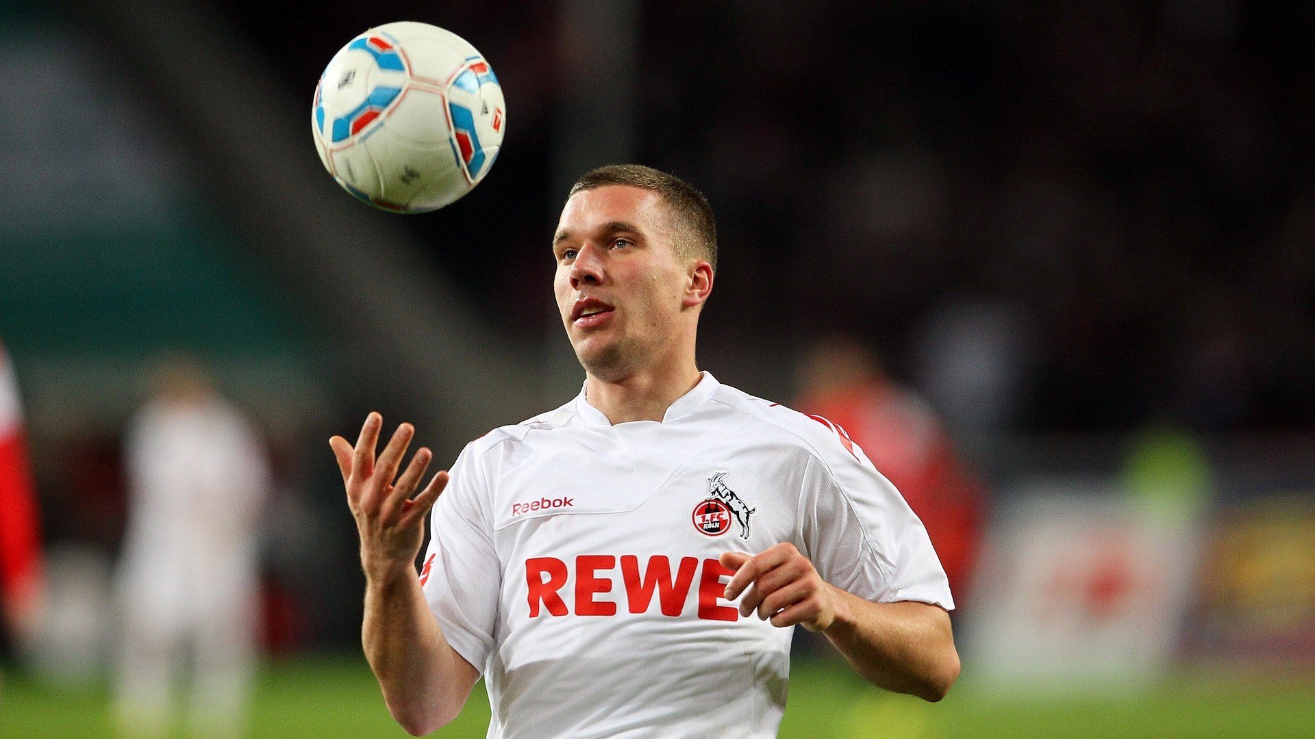 观众体验区:多样互动游戏等待你的参与,观众体验类软文